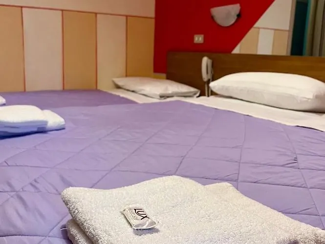 Baffo Hotell Chiuro